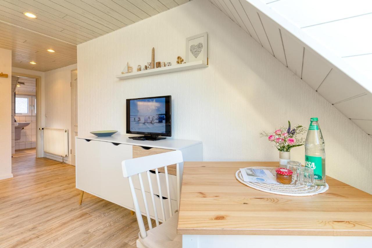Ferienhaus Blumenmeer ノルダーナイ エクステリア 写真